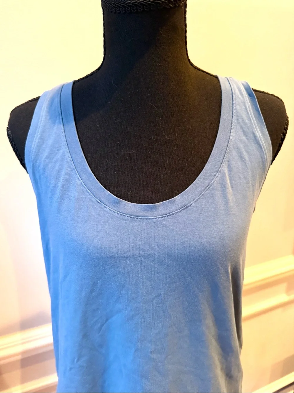 Lululemon Blue Racerback Tank Top Scoop Neck Sleeveless Athletic Yoga Large